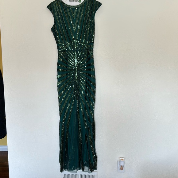 Babeyond Dresses & Skirts - Babeyond - Green Sequined Evening Dress - Small